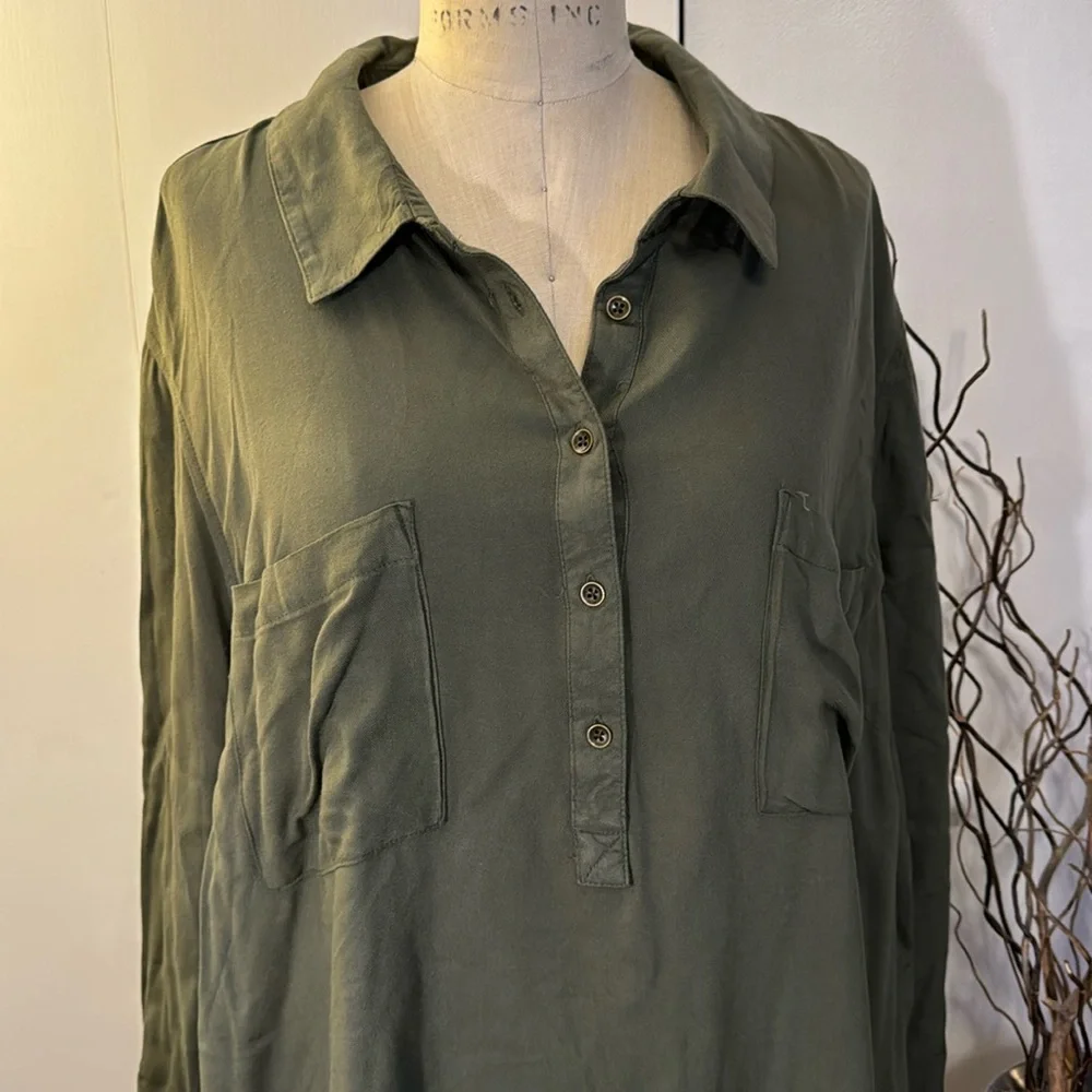 Terra & Sky collared long sleeve button up dress with rollup sleeves - Picture 2 of 6